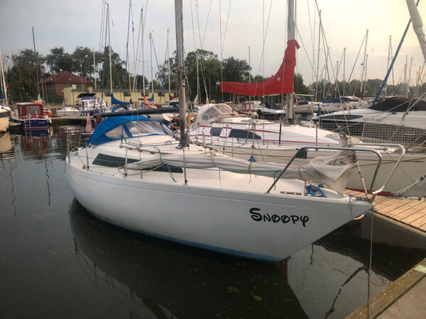 Becker 27 (Snoopy)